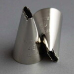 Wilton No.48 Basketweave Decorating Tip (1)