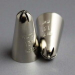 Wilton No.140 Drop Flower Decorating Tip (1)