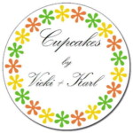Custom Round Gloss Label - Simple Flower Border Design (Roll of 25)