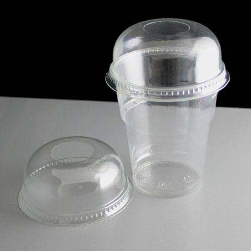 clear cups with lids