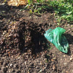 Garden leaf mulch