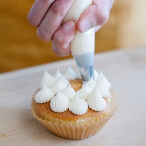 11 Easy Cupcake Decorating Ideas